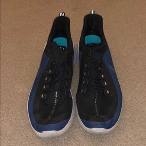 Nike running shoes for men. Size 10.5 US.